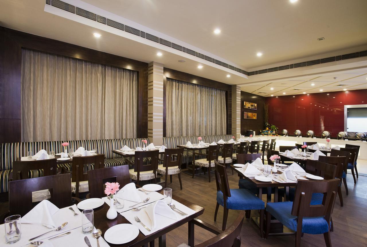 The Manor Bareilly By Leisure Hotels Екстериор снимка