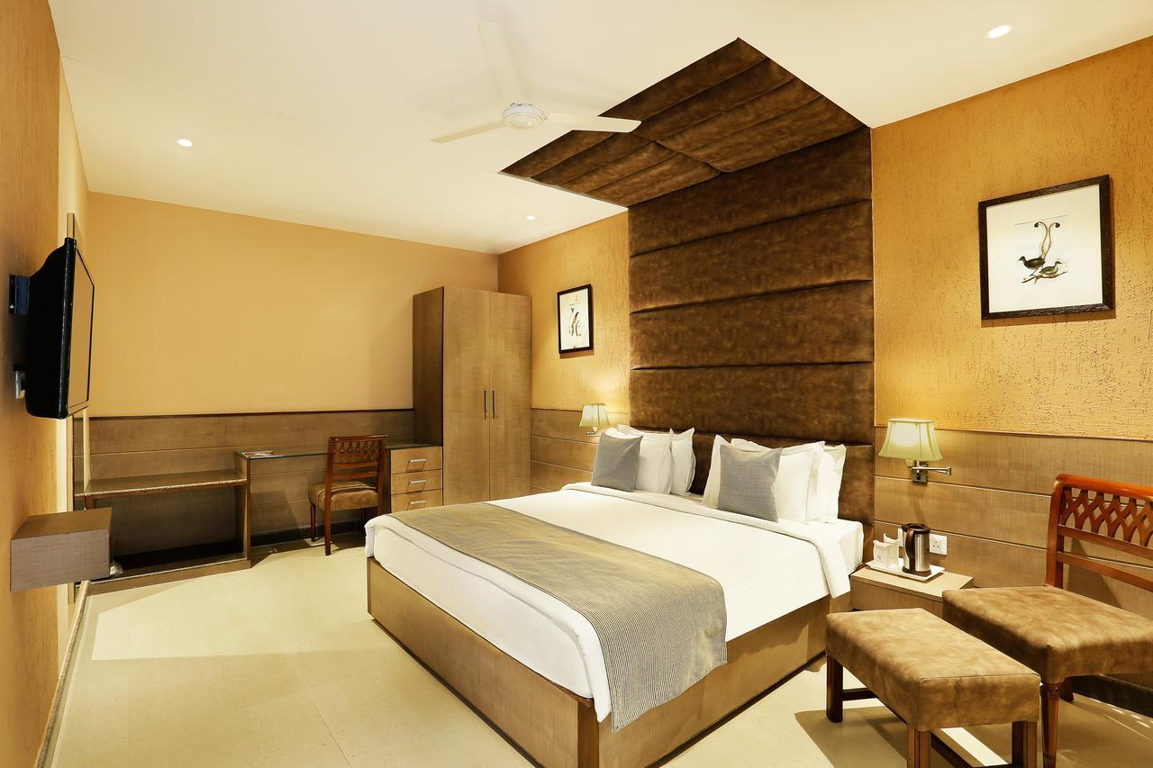 The Manor Bareilly By Leisure Hotels Екстериор снимка